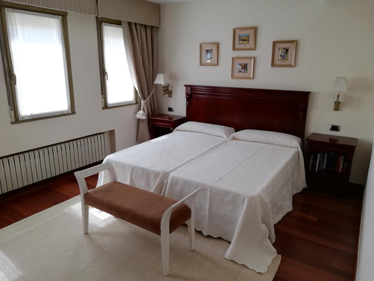 Villa Casa Pepin à Sarria Extérieur photo